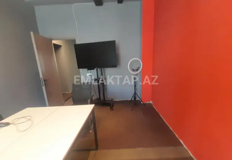 25 m² Obyekt / Ofis Kirayə (aylıq), Nərimanov, Bakı