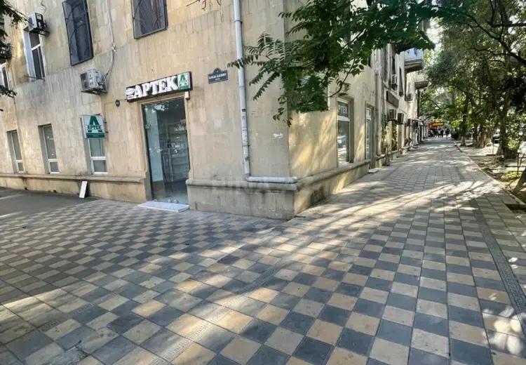 230 m² Obyekt / Ofis Satılır, Yasamal, Bakı