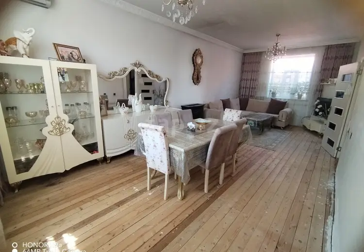 3 otaqlı mənzil , Bakı