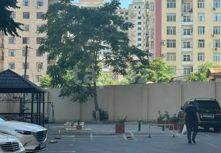 3 otaqlı mənzil , Bakı