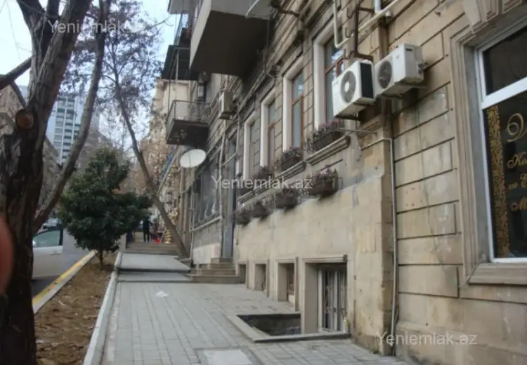 90 m² Obyekt / Ofis Satılır, Səbail, Bakı