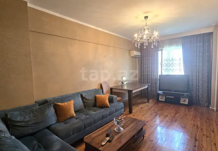 4 otaqlı mənzil , Bakı