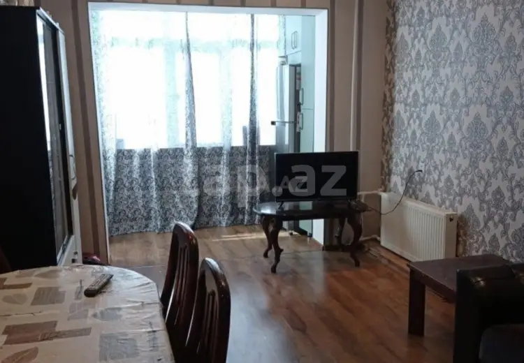 3 otaqlı mənzil , Bakı