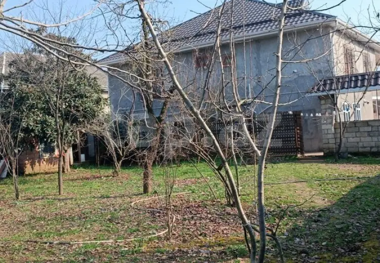8 otaqlı mənzil , Lənkəran