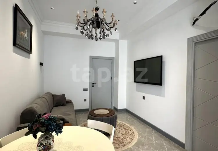 3 otaqlı mənzil , Bakı
