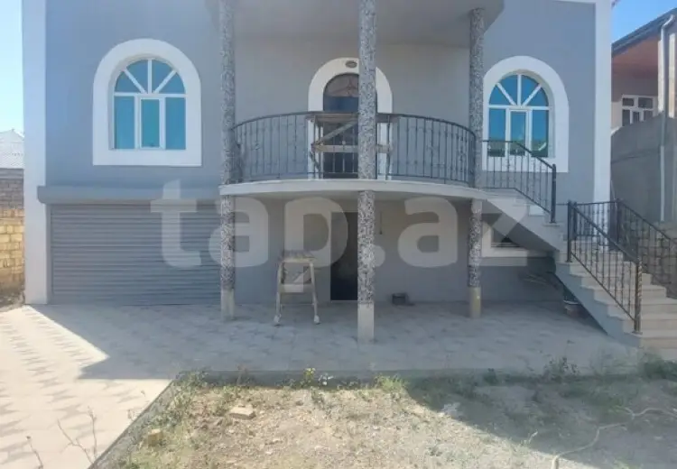 6 otaqlı mənzil , Bakı
