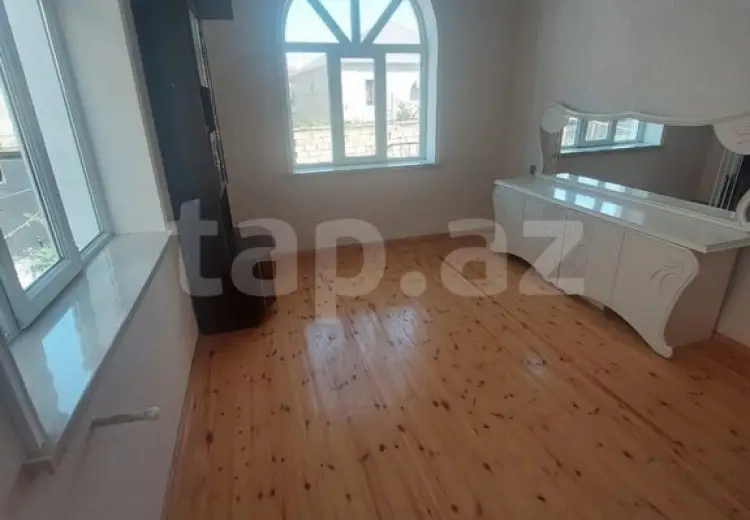6 otaqlı mənzil , Bakı