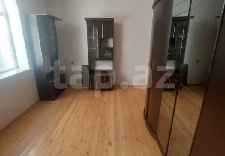 6 otaqlı mənzil , Bakı