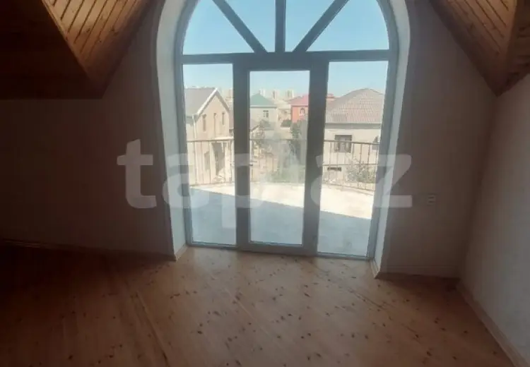 6 otaqlı mənzil , Bakı
