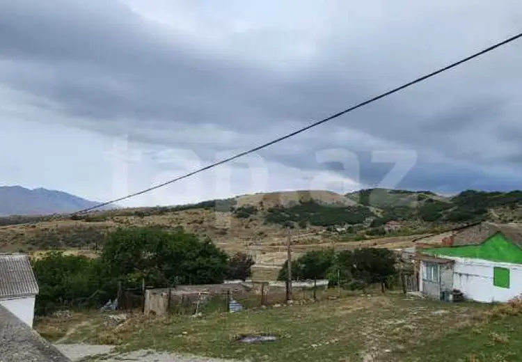 4 otaqlı mənzil , Xızı