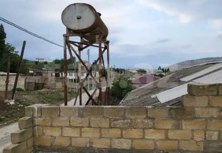 4 otaqlı mənzil , Xızı
