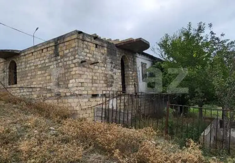 4 otaqlı mənzil , Xızı