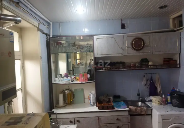 4 otaqlı mənzil , Şəki