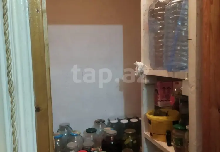 4 otaqlı mənzil , Şəki