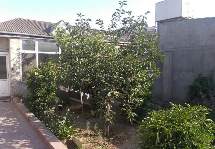 6 otaqlı mənzil Satılır, Keşlə qəs., Nizami, Bakı