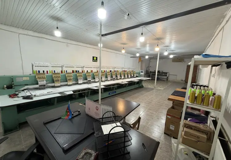 220 m² Obyekt / Ofis Satılır, 8-ci mikrorayon, Binəqədi, Bakı
