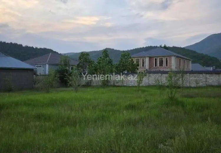 6 sot Torpaq Satılır, Qəbələ
