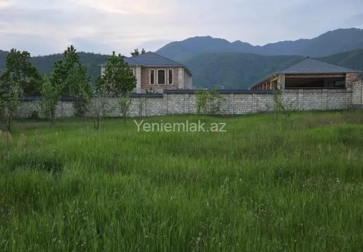 6 sot Torpaq Satılır, Qəbələ