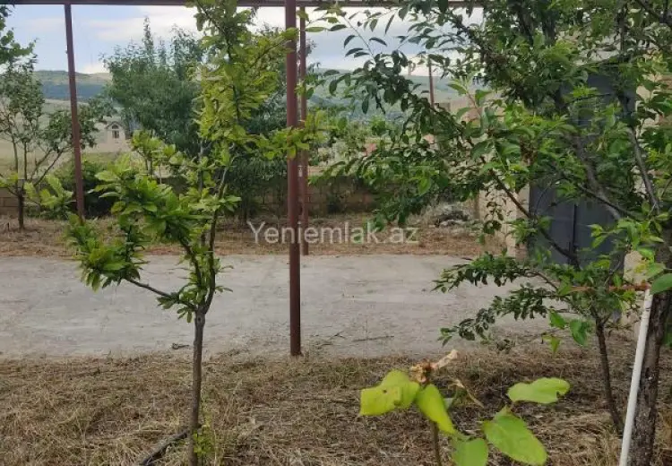 3 otaqlı mənzil Satılır, Şamaxı