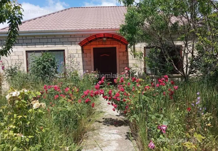 3 otaqlı mənzil Satılır, Şamaxı