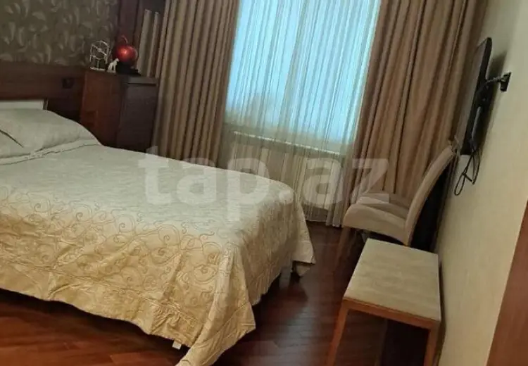 3 otaqlı mənzil , Bakı
