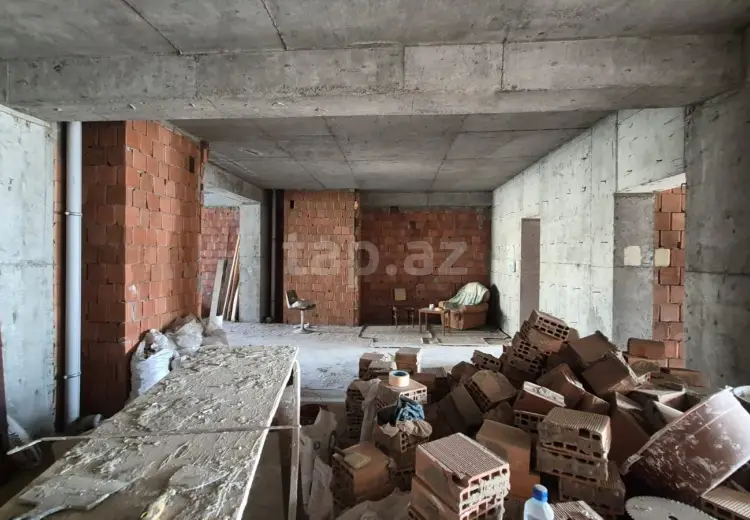 4 otaqlı mənzil , Bakı