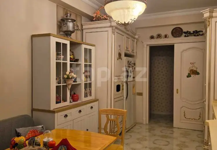 3 otaqlı mənzil , Bakı