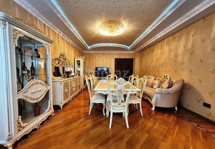 4 otaqlı mənzil , Bakı