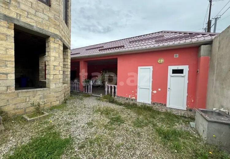 4 otaqlı mənzil , Qusar