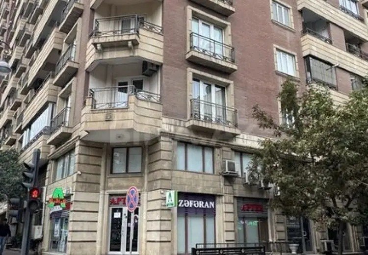 450 m² Obyekt / Ofis Satılır, Nəsimi, Bakı