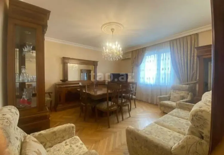 4 otaqlı mənzil , Bakı