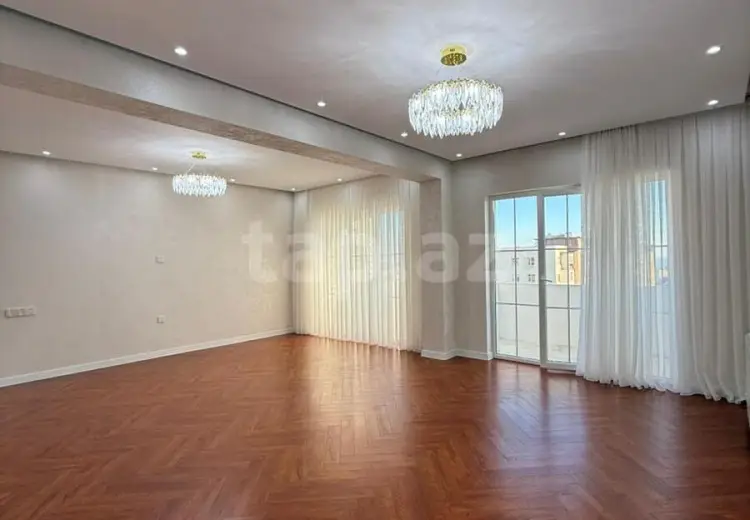 5 otaqlı mənzil , Bakı
