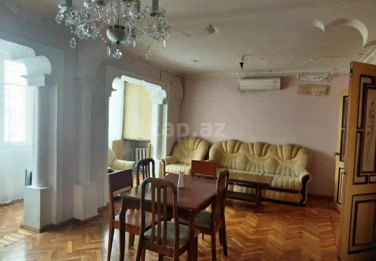 4 otaqlı mənzil , Bakı