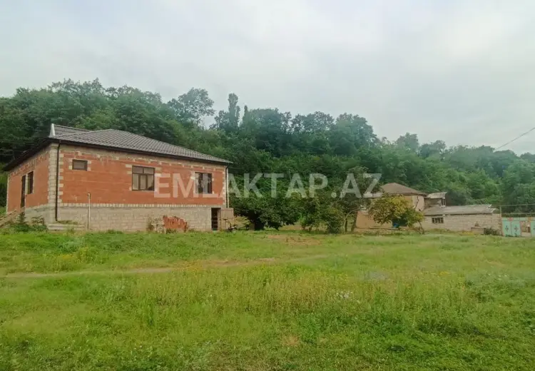 4 otaqlı mənzil Satılır, Quba