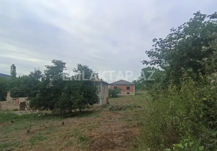 4 otaqlı mənzil Satılır, Quba