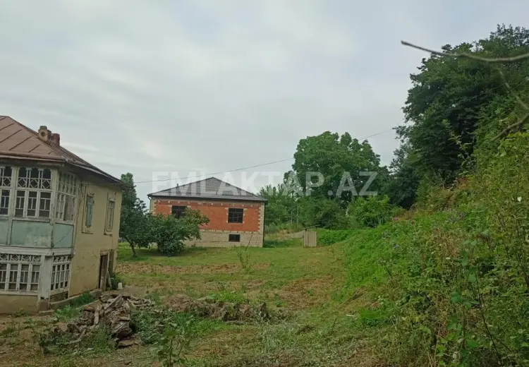 4 otaqlı mənzil Satılır, Quba