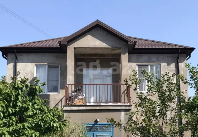 8 otaqlı mənzil , Zaqatala