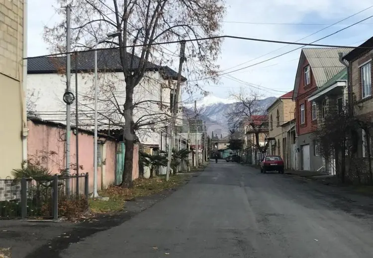 8 otaqlı mənzil , Zaqatala