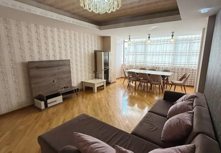 3 otaqlı mənzil Satılır, 8-ci kilometr, Nizami, Bakı