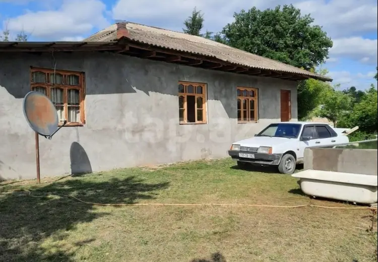 4 otaqlı mənzil , Şəki