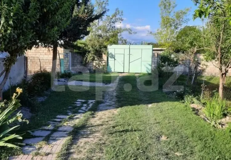 4 otaqlı mənzil , Şəki