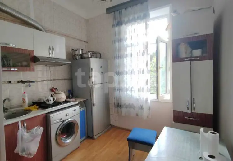 3 otaqlı mənzil , Bakı