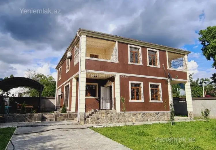 6 otaqlı mənzil Satılır, Qəbələ
