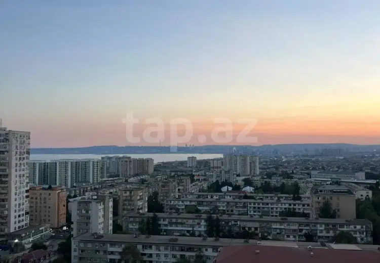 3 otaqlı mənzil , Bakı