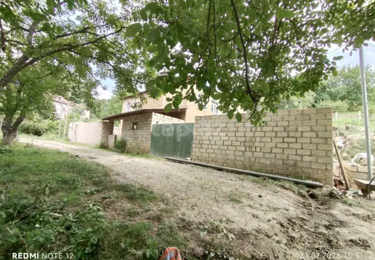 4 otaqlı mənzil , Quba