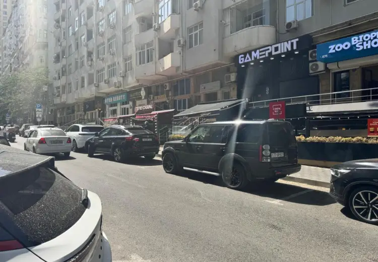 165 m² Obyekt / Ofis Satılır, Yasamal, Bakı