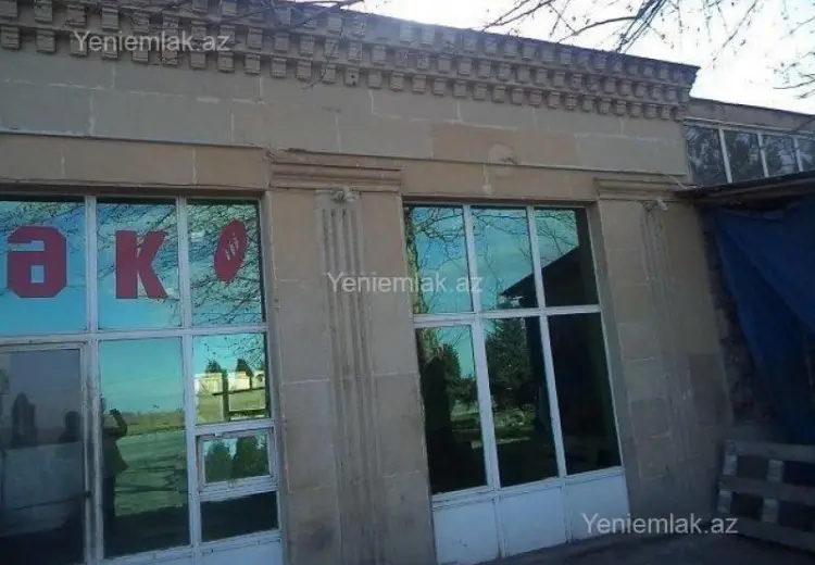63 m² Obyekt / Ofis Satılır, Bərdə