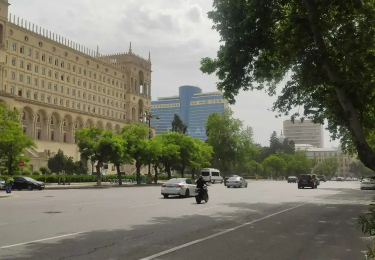 800 m² Obyekt / Ofis Satılır, Nəsimi, Bakı