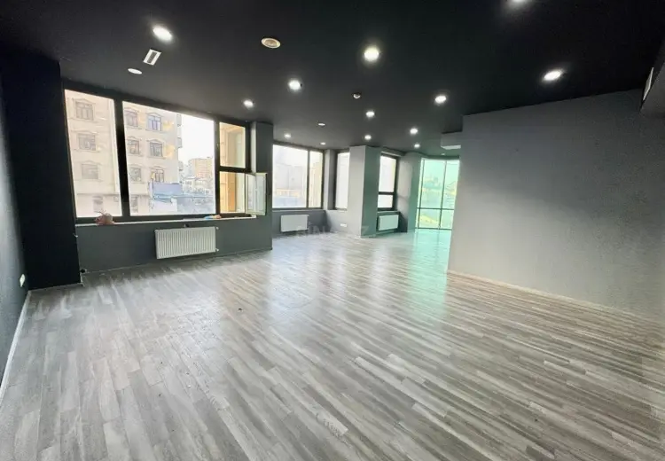 1000 m² Obyekt / Ofis Satılır, Nərimanov, Bakı