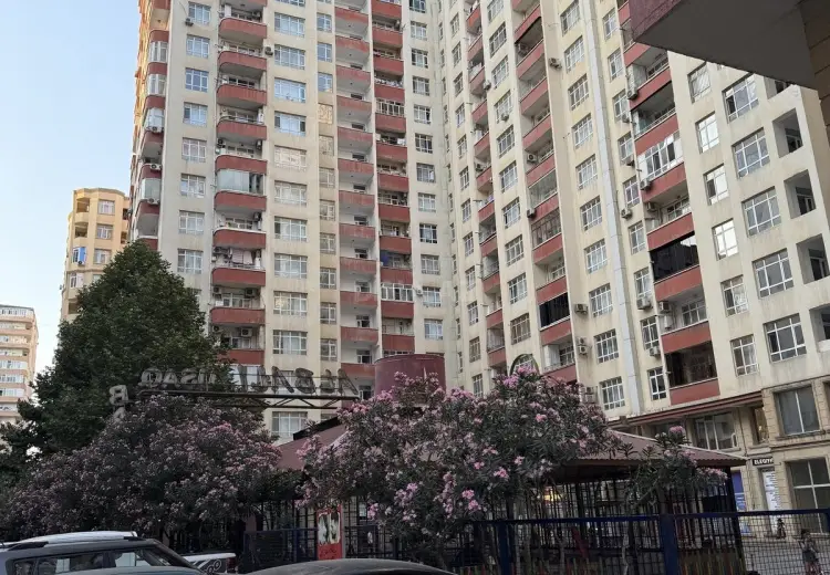 3 otaqlı mənzil Satılır, Yeni Yasamal qəs., Yasamal, Bakı